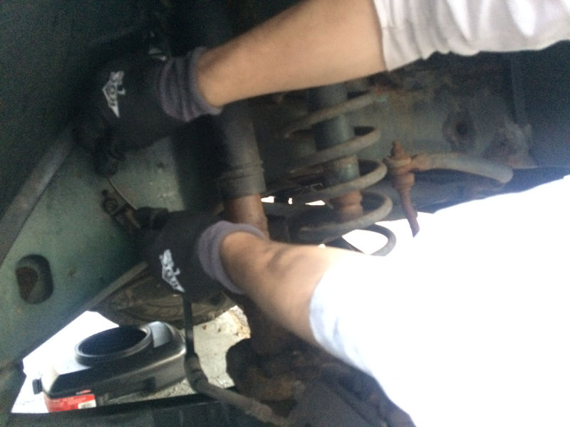 Illustration for article titled Congratulations! Your brakes failed last night. Fabricate your own hard line, or you'll miss Christmas.Â
